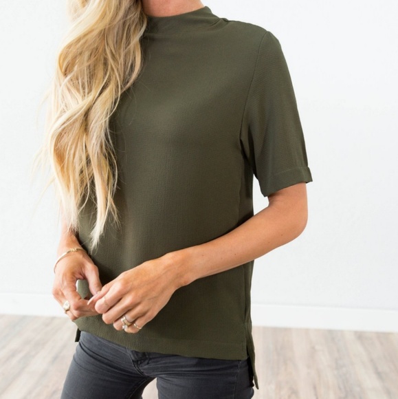 *SOLD OUT* Sophie Top in Olive - Picture 3 of 3
